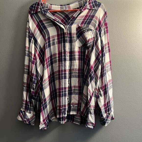 Avenue 22/24 Purple and Blue Plaid Button Up - Picture 1 of 4
